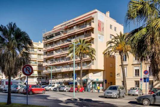 Appartement Le Magellan à Menton Extérieur photo