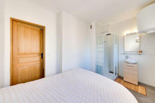 Appartement Le Magellan à Menton Extérieur photo